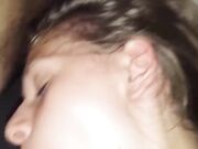 Ragazza spompina per bene