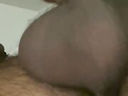 Pompino secondo ed accarezzamento palle grosse a maturo