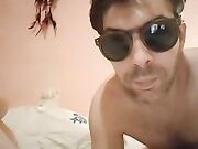 Moglie italiana tettona si sditalina