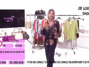 Emanuela Botto in live mostrando le tettone