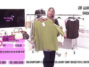 Emanuela Botto in live mostrando le tettone