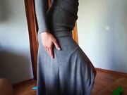 Si tocca guardando la matrigna fare le pulizie e la sco