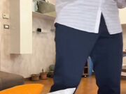 Colloquio con segretaria senza slip che si fa sbattere