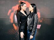Faccio baciare Elodie e Rebecca Staffelli con l'I.A.
