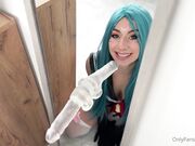 Cosplay italiana succhuia cazzi OF