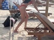 Elodie in bikini in spiaggia