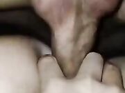 Gocciolo perchè mi ha riempito la faccia di sborra