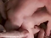 Padre e Figlio condividono fidanzata