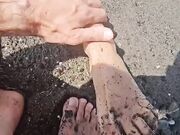 Tranquilla nessuno ti guarda gli occhiali ma le tettone