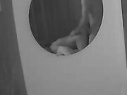 Spycam ragazza italiana martellata e gode
