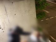 italiana scopa nero sul balcone su instagram