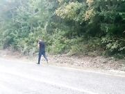 Incontro con fata tettona scopata nel bosco