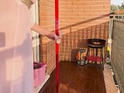 Trasparenze casalinga sul balcone