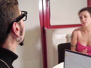 Faccio sesso col disabile e ingoio la sua sborra