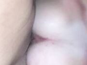 RAGAZZA FIDANZATA TRADISCE A PECORA IN MACCHINA