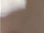 Che cazzo fai?Scusa pensavo dormissi,vieni e scopami