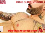 Tatuato chiava forte Giulia Pornostar