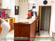 ZIA IN LEGGINGS BIANCHI ECCITA IL VERGINE NIPOTE