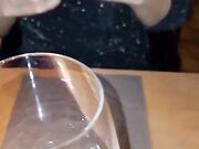 Moglie si sditalina a cena al ristorante