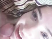 GIOVANE ITALIANA GOLA PROFONDA, LO SPINGE FINO IN FONDO