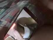 Succhia il cazzo e si riprende la troia