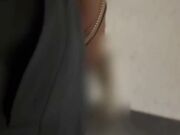 Pompino e scopata nel parcheggio sotterraneo