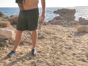 Mia moglie si fa sditalinare da guardone in spiaggia