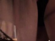 Moglie tettona scopata da dietro in piedi