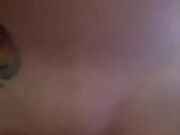 Milf italiana ricciolina senza mutandine in live