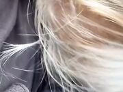 Nuda in auto sulla Salaria fa un pompino a suo marito