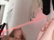 Asia si masturba e squirta