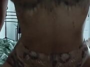 Scopata a ritmo di musica