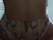 Scopata a ritmo di musica