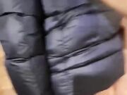 Inculata a pecorina in hotel e sborrata sul cappotto