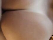 Amica latina con gran culo presa da dietro