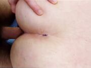 Fidanzata lo prende in culo