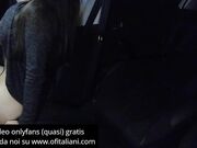 Moglie esibizionista