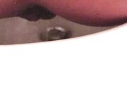 Dopo L inculata la sborra esce dal culetto