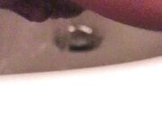 Dopo L inculata la sborra esce dal culetto