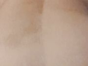 La milf mi scopa con plug nel culo