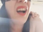 Moglie a pecorina con schizzata in bocca