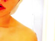 Milf italiana tatuata scopa con l'idraulico