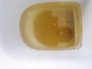 cerco donna che mi pisci addosso