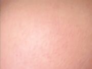 Rimorchia napoletana fuori dal locale e la scopa