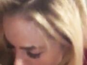 Una straniera mi fa un pompino dopo una serata