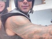 La cuginetta diciottenne si fa chiavare all'aperto