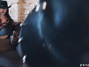 Due amazzoni cavalcate da black Dap e anale