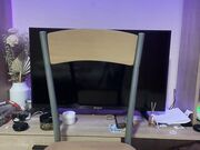 Ragazza italiana si sditalina con le tettine fuori