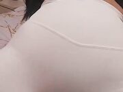 Ditalino in collant con sculacciate a pecora