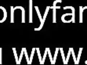 IL CORNUTO MI PREGA DI SCOPARGLI LA MOGLIE